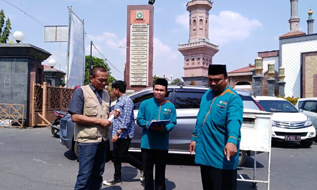 PARKIR PENUH, AT-TAQWA TINGKATKAN PELAYANAN PARKIR