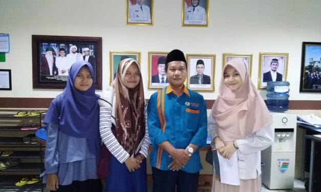 JADI RUJUKAN BELAJAR PELAJAR DAN MAHASISWA