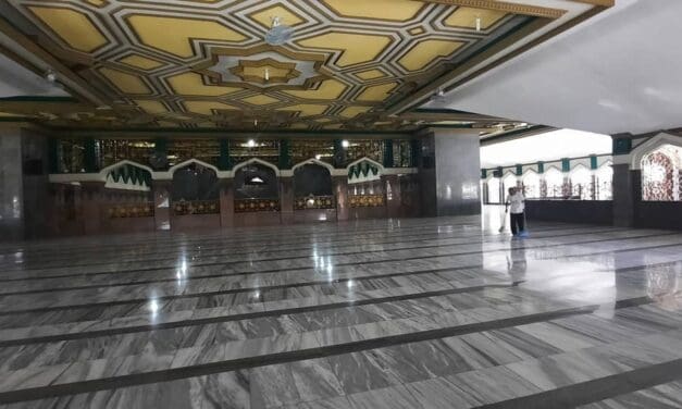 Masjid Raya At-Taqwa Sepi Selama PPKM, Pemeliharaan & Perawatan Masjid Tetap Maksimal