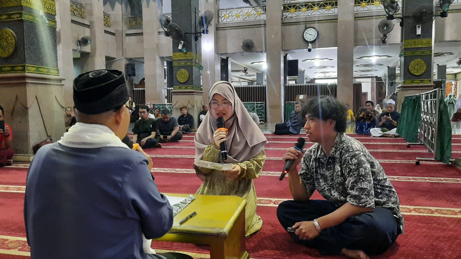 Ikrar Mualaf di Bulan Suci Ramadhan: Bahagia Sambut Cahaya Islam