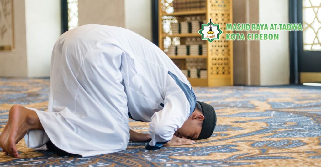gambar orang sujud dalam sholat